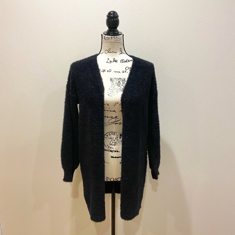 Art Class Black Sweater Girls Size XL